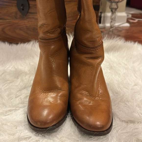 Frye Boots Cognac  size 8 pre-owned. - Picture 7 of 10